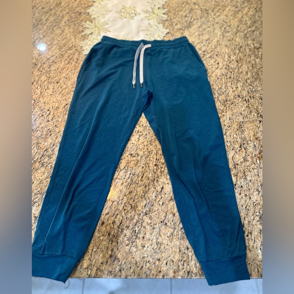Vuori performance jogger